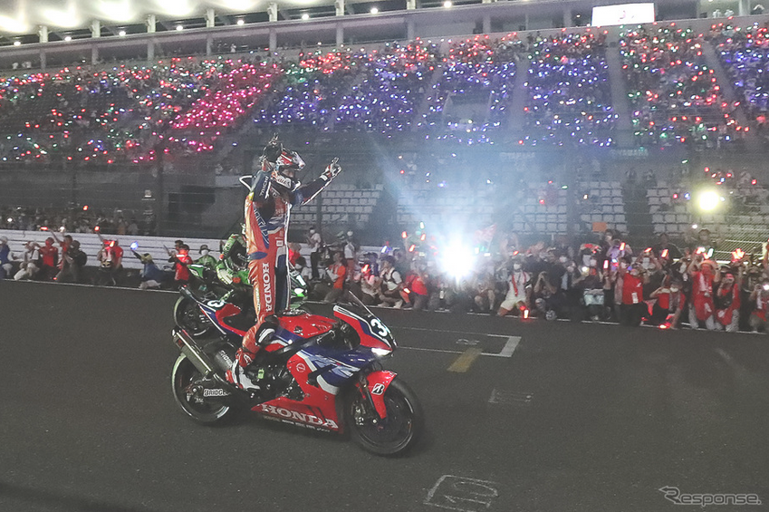 【鈴鹿8耐】ホンダ8年ぶり優勝！HRCが他を寄せ付けず独走状態！